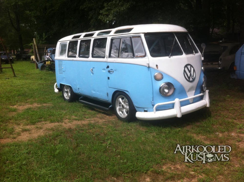 1965 21-Window VW Bus